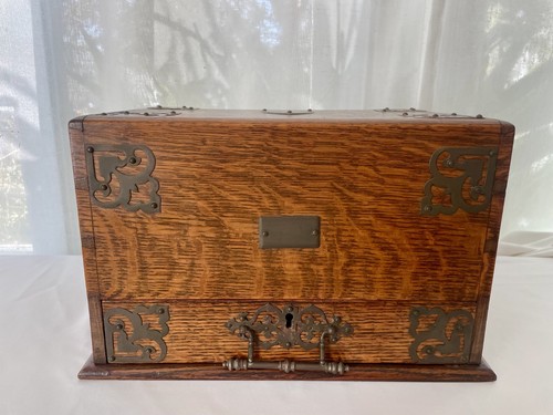 Antique victorian oak - antique, english